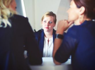 Polskie firmy zwiększają zatrudnienie i kuszą świadczeniami pozapłacowymi!