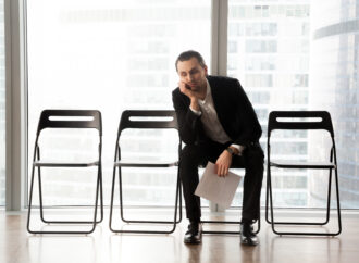 Kadra zarządzająca lepiej zna definicję mobbingu niż pracownicy