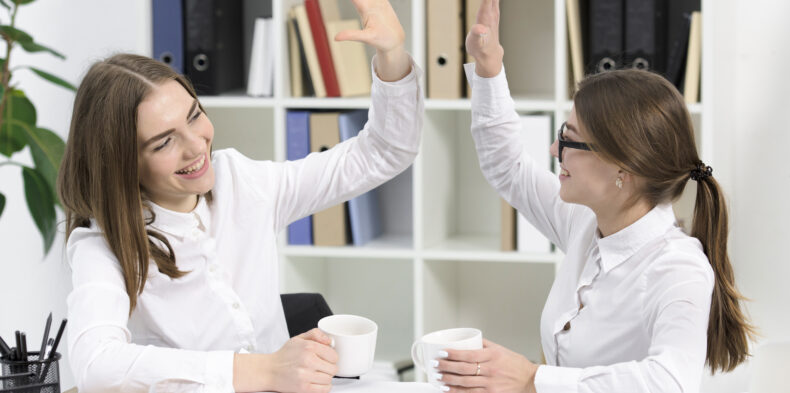 Docenianie jest walutą przyszłości. O sile życzliwości i pozytywnej informacji zwrotnej