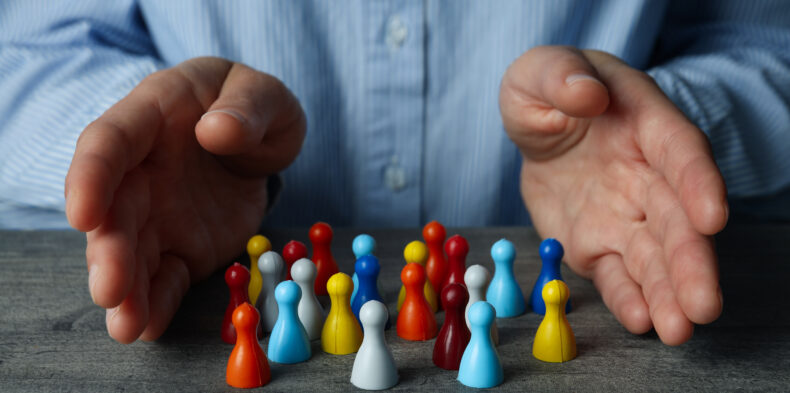 Inkluzywność zespoł&oacute;w jako strategiczna odpowiedź na wyzwania rynku &ndash; naucz się ją budować