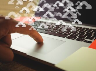 Firmy dążą do bycia &bdquo;data-driven&rdquo;. Eksperci zajmujący się przetwarzaniem danych nie muszą się martwić o etaty