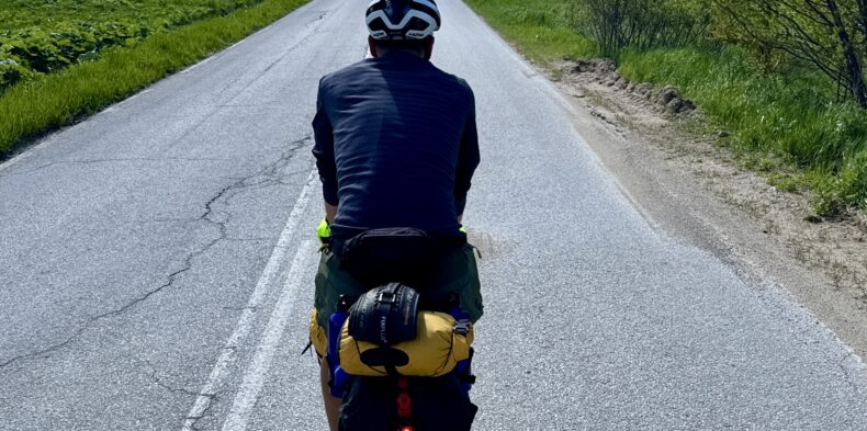 Kręcą kilometry i zachęcają, by pomagać dzieciom w nauce